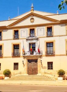 Paterna banderas a media asta