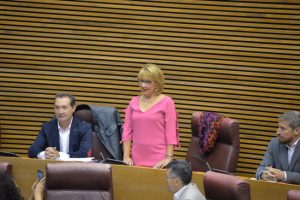 Trini Castello toma posesion Corts Valencianes PSPV