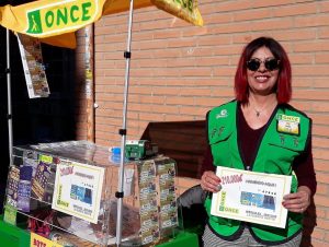 vendedora begoña roman - paiporta-