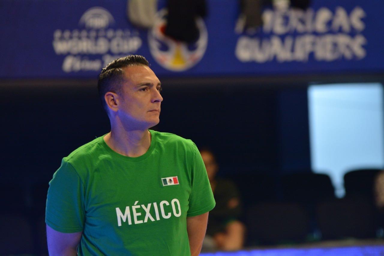 Sergio Molina seleccionador nacional Mexico baloncesto