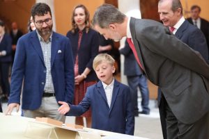 alumno Quart de Poblet con el Rey