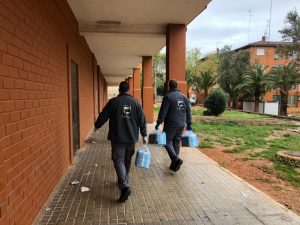 Paterna reparte 443 lotes de alimentación e higiene infantil para los menores más necesitados