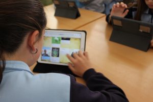 aterna repartirá tarjetas de conexión a Internet(1)