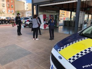 Reparto máscaras Quart