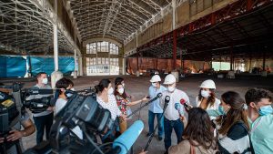 Ribo visita tinglados puerto