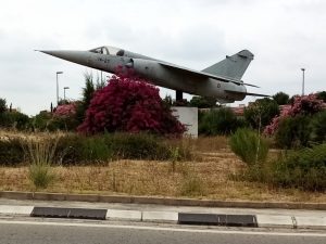 Avión Mirage F-1M rotonda Paterna