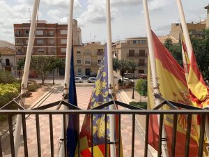 retirada bandera violencia genero Puçol