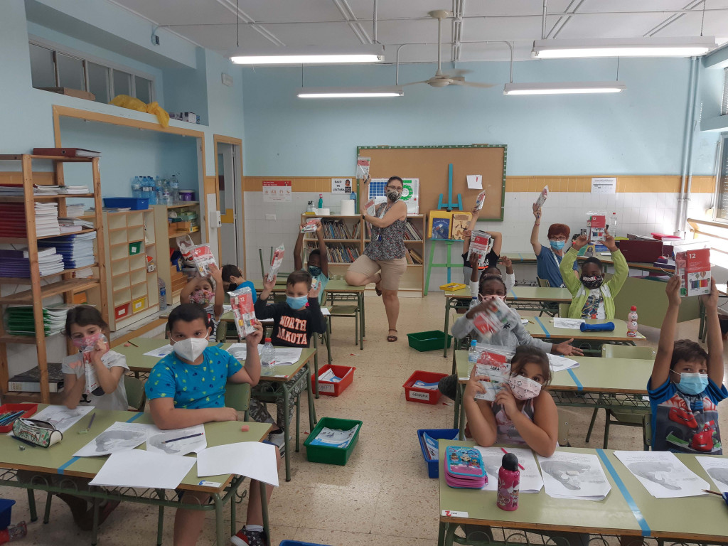 La campaña de Aportem ha permitido que los niños comiencen el curso equipados con el material escolar necesario. La campaña de Aportem ha permitido que los niños comiencen el curso equipados con el material escolar necesario.