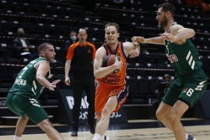 Fiesta completa en la Fonteta ante Panathinaikos OPAP Athens (95-83)