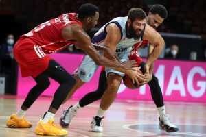 Los últimos 3 minutos dictan sentencia al Valencia Basket en Alemania (90-79)