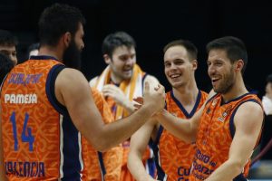 Remontada de fe ante Maccabi Playtika Tel Aviv para el mejor inicio en Euroliga (82-80)