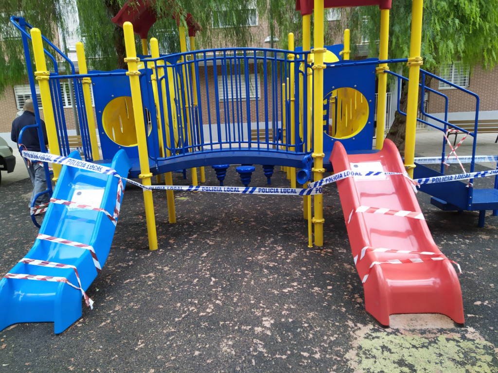 Rocafort, primer municipio español en aplicar un tratamiento contra la COVID-19 en parques infantiles