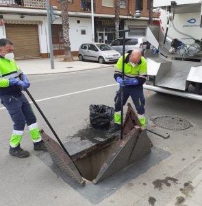 Catarroja recull 460 quilos de tovalloletes d'un sol ús de la seua xarxa de sanejament