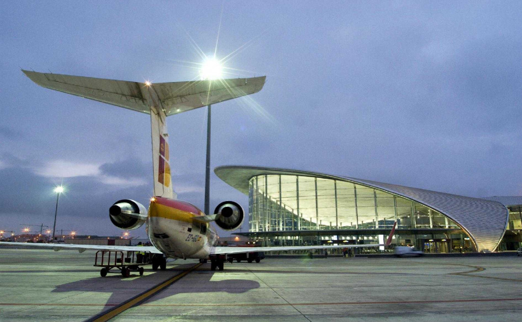 Malas condiciones laborales de los vigilantes de seguridad del aeropuerto de Manises