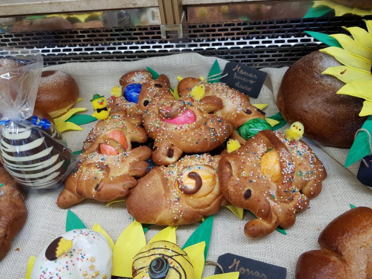 Tres hornos de l’Horta, premiados en el XXXIV concurso de dulces de Pascua del gremio de panaderos y pasteleros
