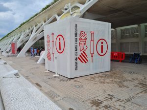 Centro de vacunación contra el coronavirus en la Ciutat de les Arts i les Ciències