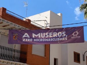 Museros pancarta micromasclismes