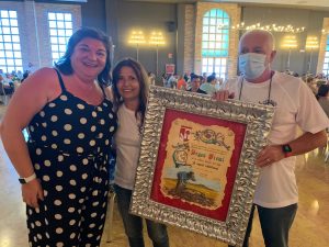 Ganadores segundo premio concurso paellas Sueca con la alcaldesa de Alcàsser