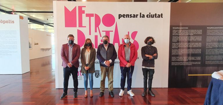 Torrent celebra el 15 aniversario del EMAT con una exposición de 9 artistas del área metropolitana