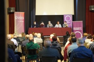 Illueca y Lima con los militantes Podem Manises