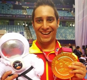 carlos huertas campeon del mundo karate dubai 2021