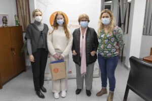 La jove picassentina Inés Serra disfrutarà d'una beca de la Fundació Amancio Ortega als EEUU