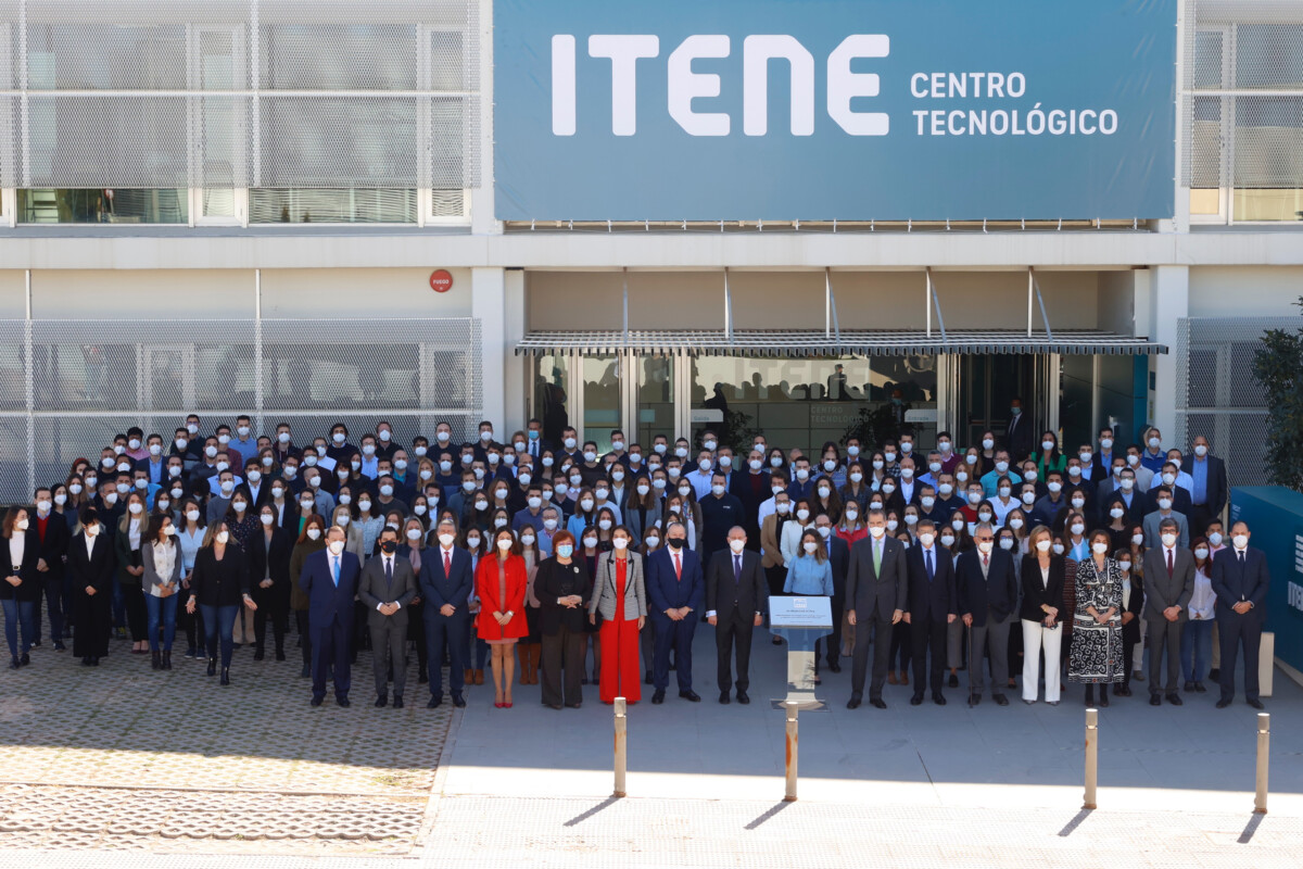 Visita Rey a ITENE