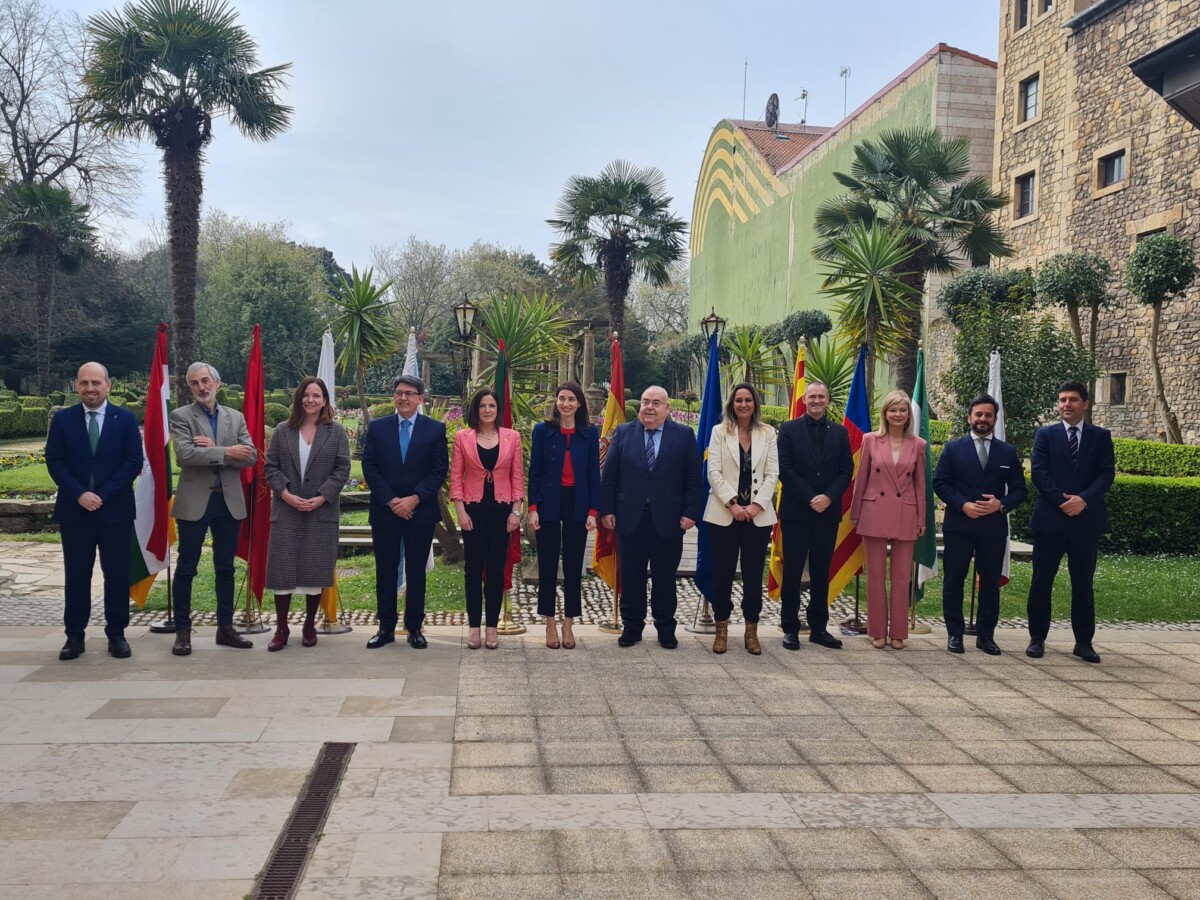 Gabriela Bravo y consejeros autonomicos Justicia