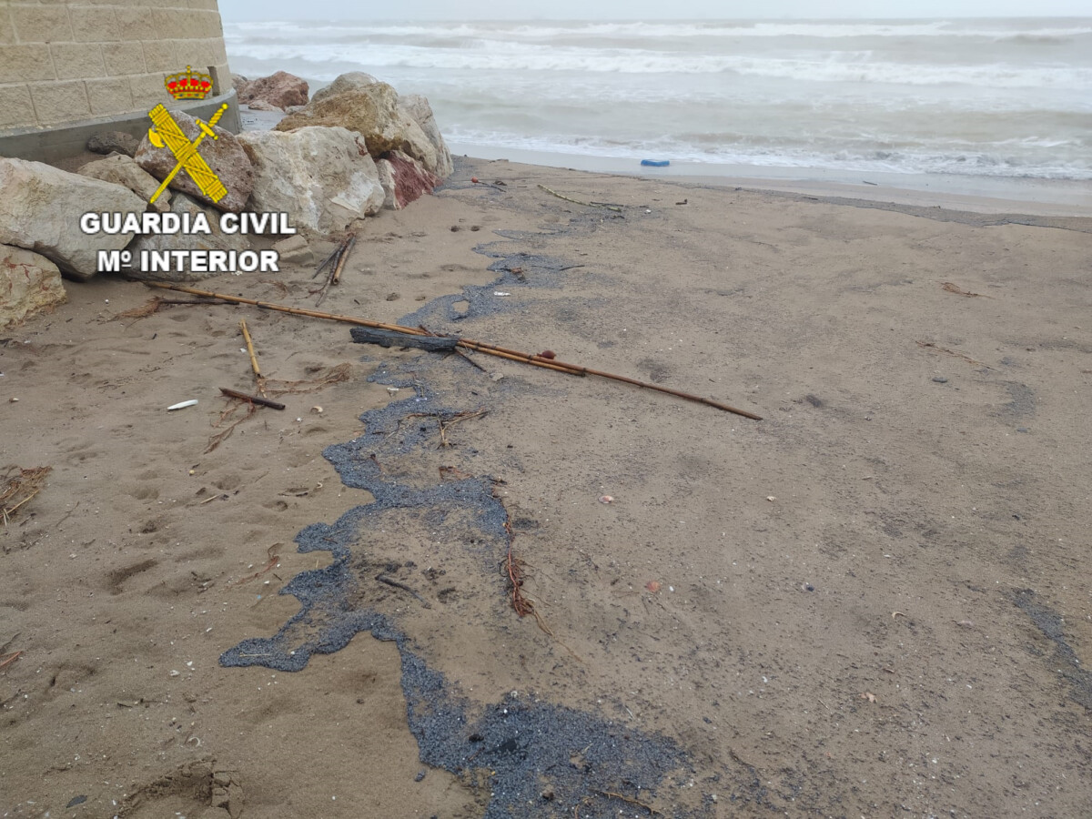 Guardia Civil medusas playas Valencia