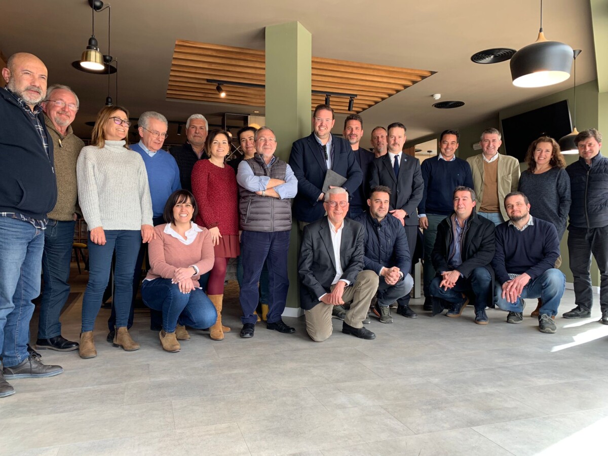 foro empresarios Horta Sud con cónsul de Ucrania