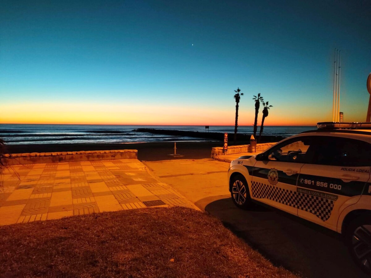 Policía Local Alboraya playa Port Saplaya