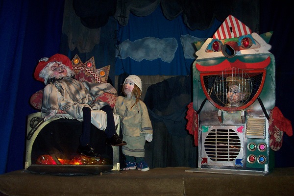 Menut Palau presenta en el Almudín el espectáculo con marionetas ‘Hansel y Gretel’