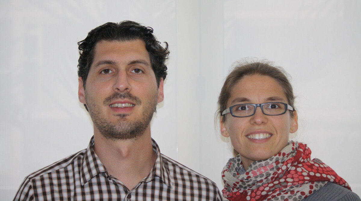Javier Molina, catedrático del Departamento de Didáctica de la Expresión Musical, Plástica y Corporal; y Ana Queralt, profesora del Departamento de Enfermería de la Universitat de València.