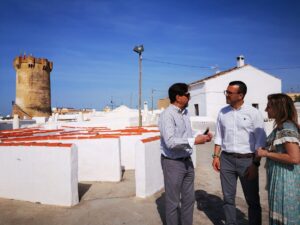 Mompó visita Cuevas Paterna