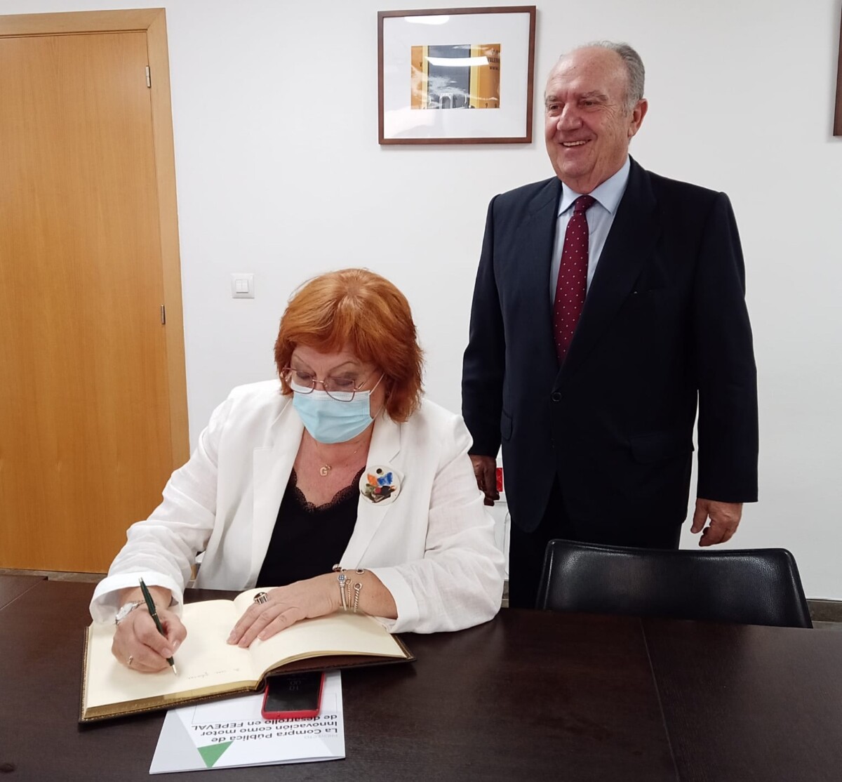 Delegada del Gobierno Libro de Honor Asivalco