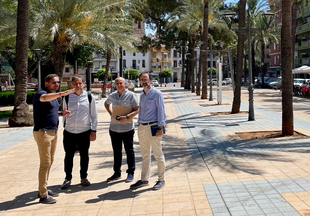 reunion parque estacion silla