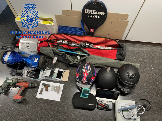 La Policía Nacional detiene a 11 personas en un operativo policial desplegado en Orriols