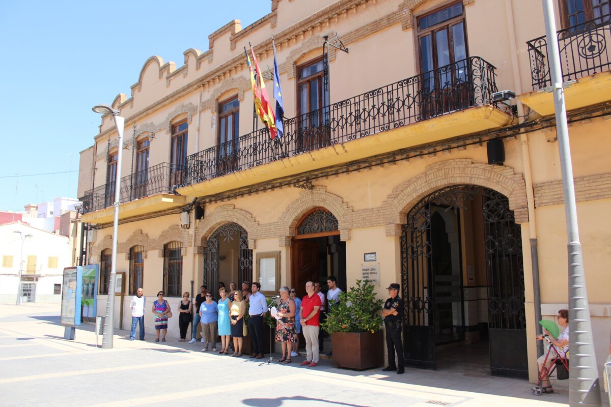 Almàssera minuto silencio Miguel Angel Blanco
