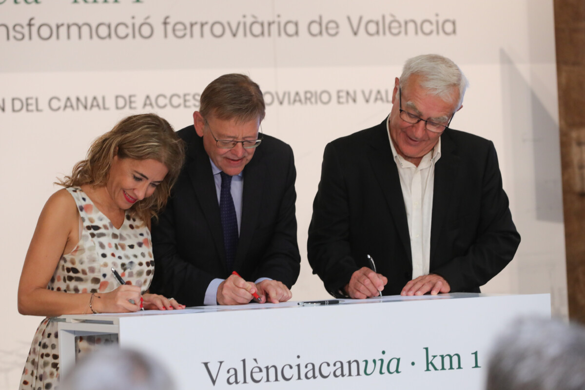 firma canal acceso ferroviario ciudad de Valencia