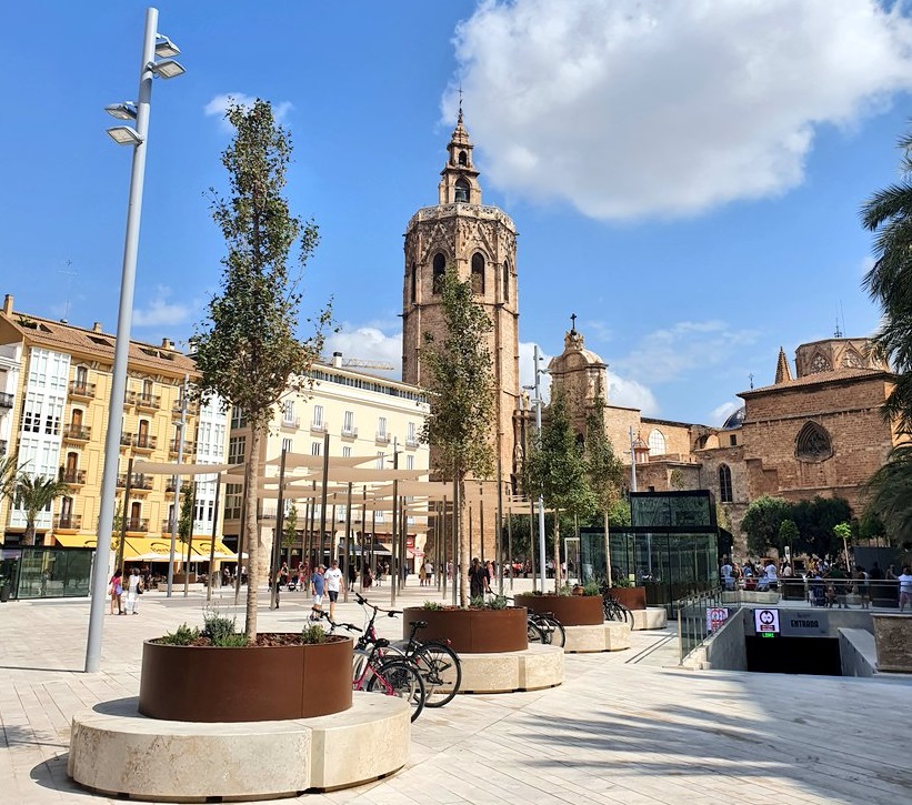 nueva plaza de la Virgen tras reforma