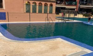 piscina pla estany port saplaya