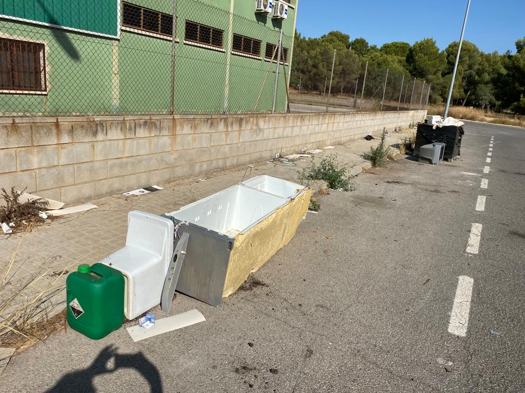 MONCADA limpieza poligono industrial