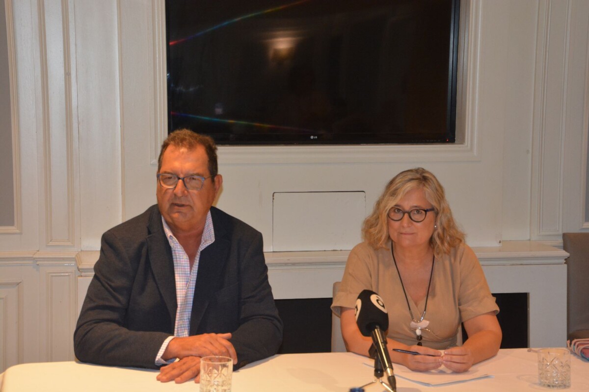 Mamen Peris, por Valencia, y José Miguel Saval, por Alicante, concurrirán a las primarias de Ciudadanos