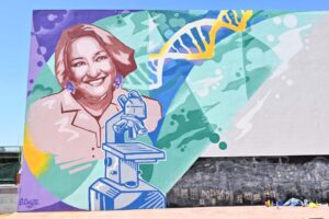 Angela Nieto mural en Mislata