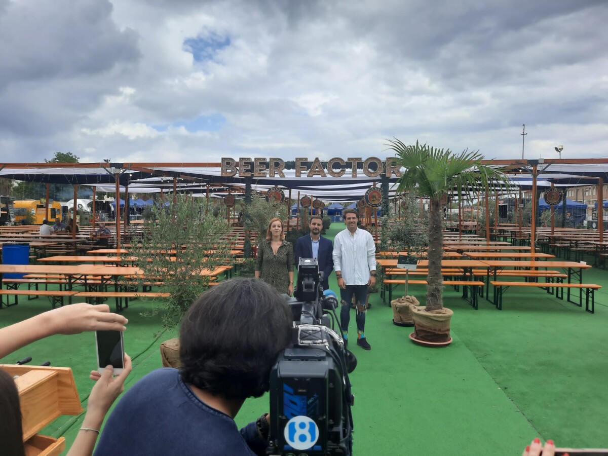 Jardin de la cerveza visita institucional