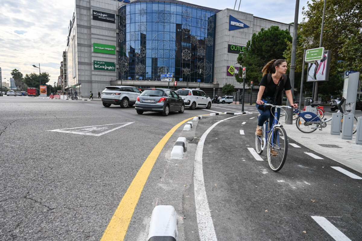 Carril bici en General Avilés