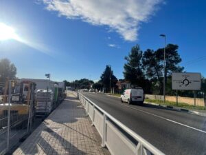 Inicio de las obras del futuro bulevar en la carretera de Pla del Pou de Paterna