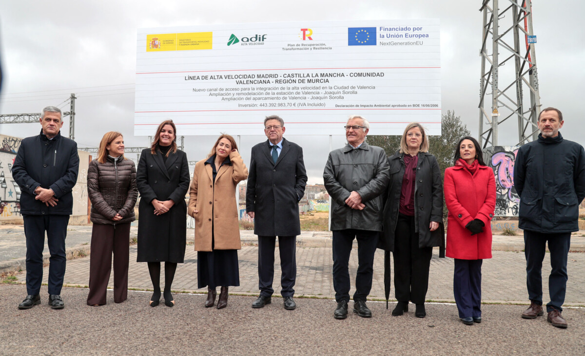 Visita a las obras del Canal de Acceso Ferroviario para la firma del replanteo.