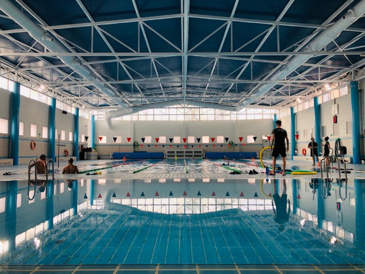 Finalizada la reforma de la cubierta de la Piscina Font de Sant Lluís