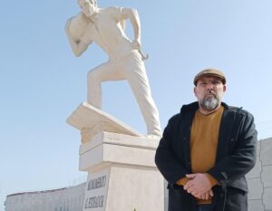 escultura homenaje estibador puerto valencia